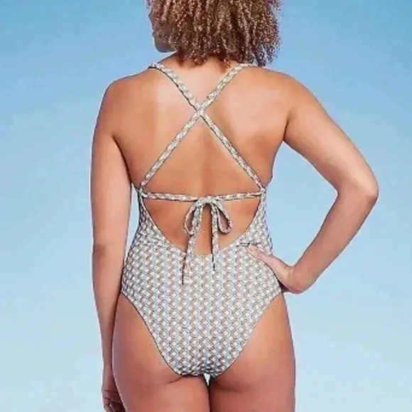 NWT Shade & Shore One Piece Swimsuit - Picture 2 of 9